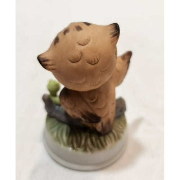 Vintage Napcoware Ceramic Brown Owl 3" Tall Figurine - Picture 5 of 10